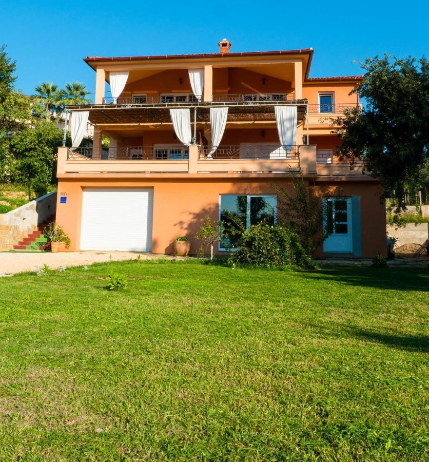 Apartments Villa Kristina Supetarska Draga Exterior photo